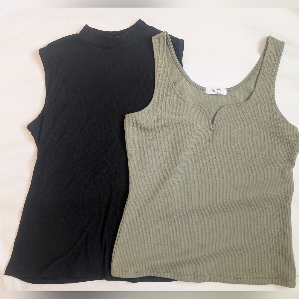 Suzy Shier Set Of Two Tank Tops